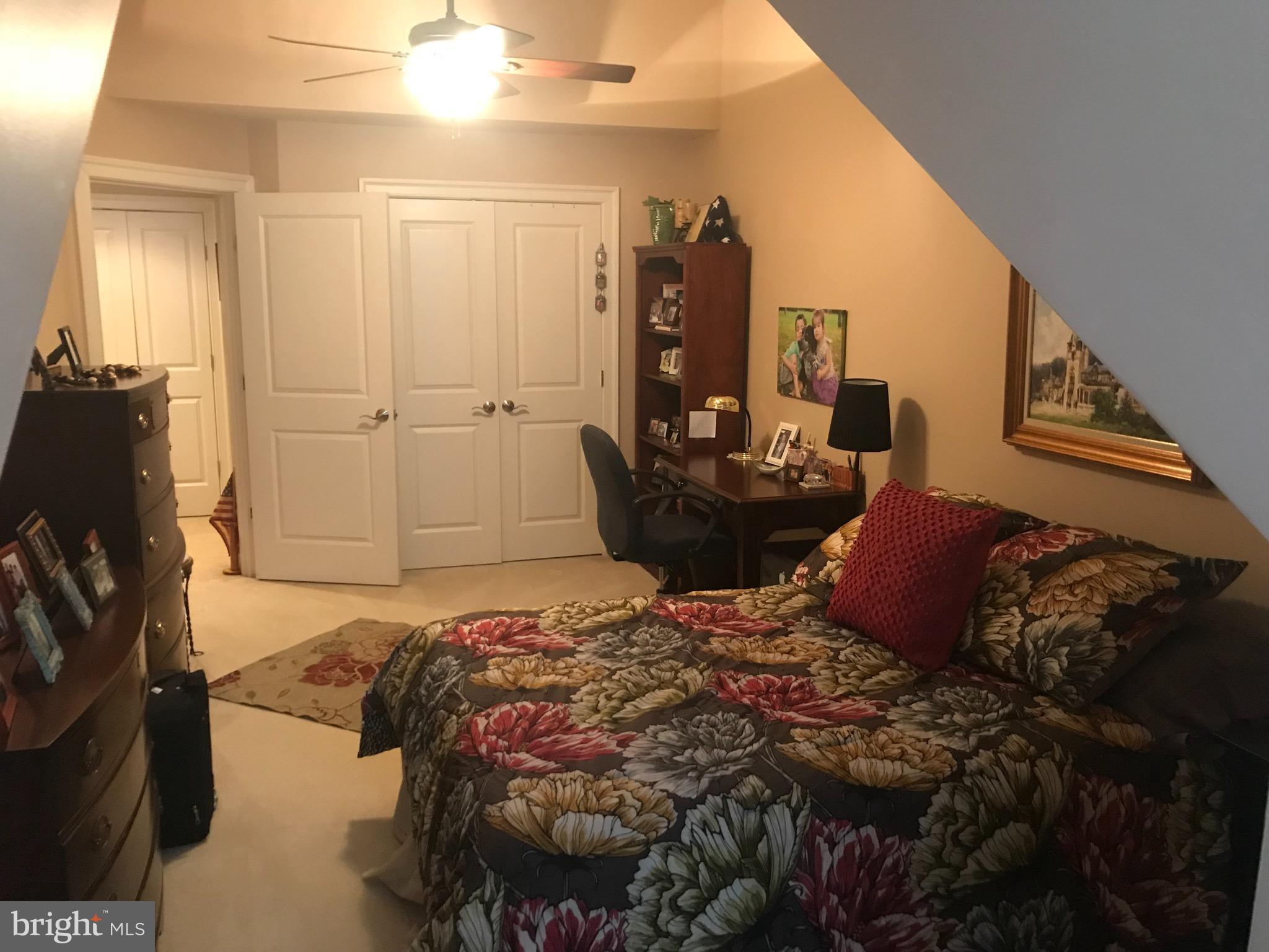 CHATHAM SQUARE - Residential