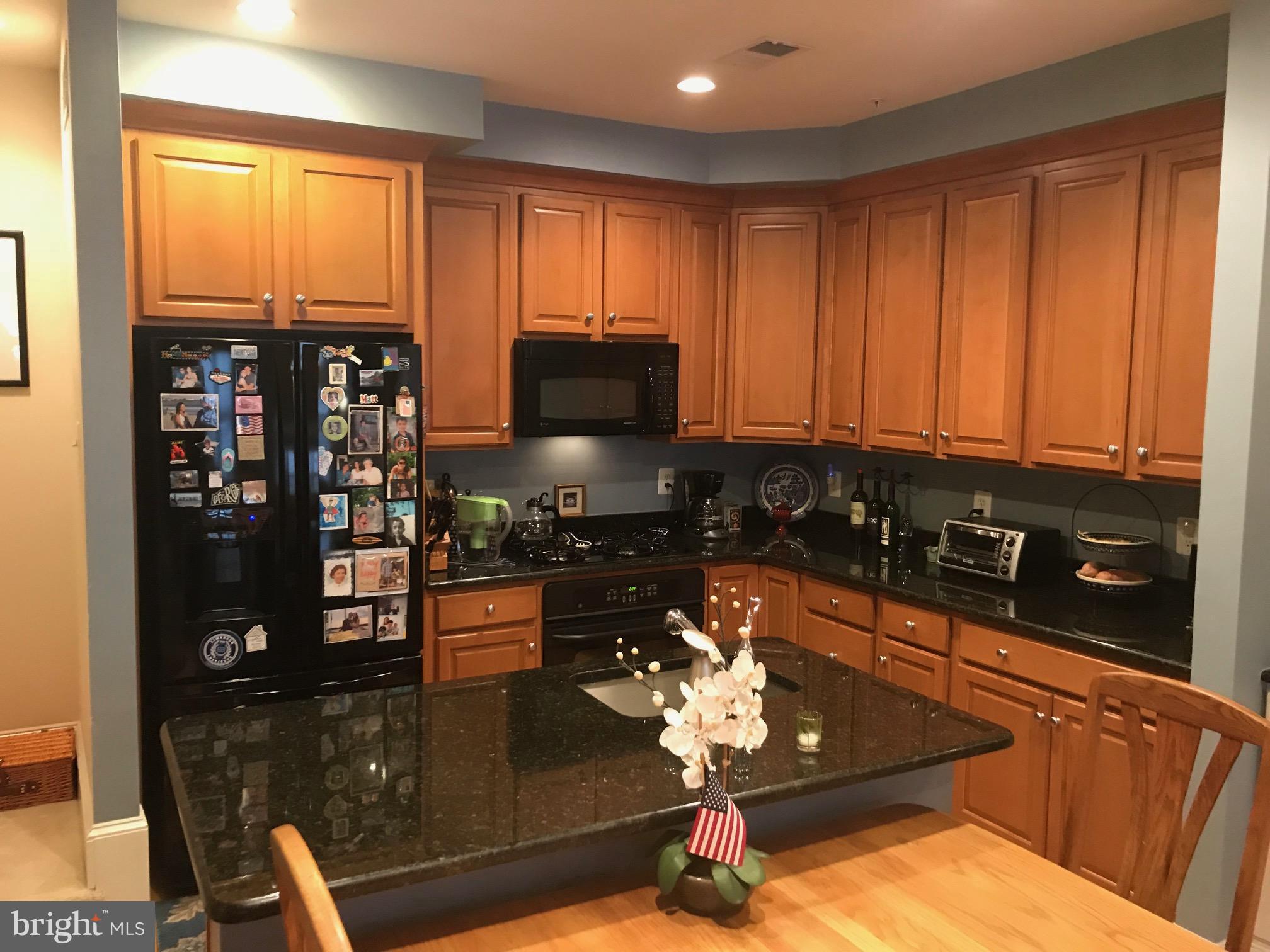 CHATHAM SQUARE - Residential