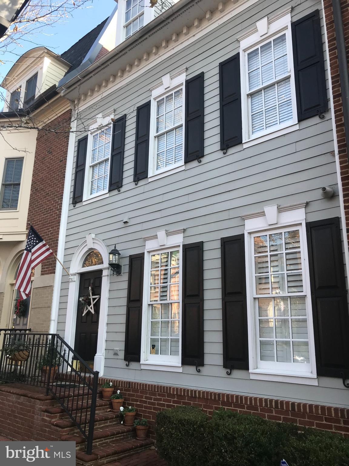 CHATHAM SQUARE - Residential