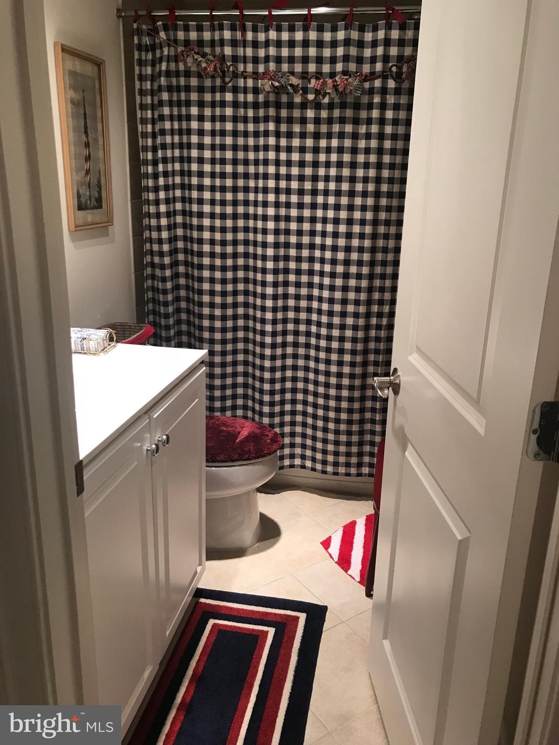 CHATHAM SQUARE - Residential