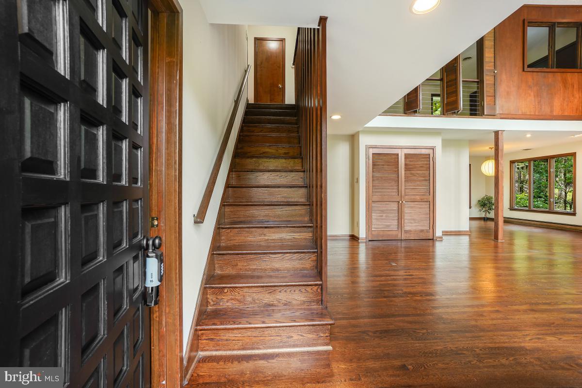 GAITHERSBURG OUTSIDE - Residential