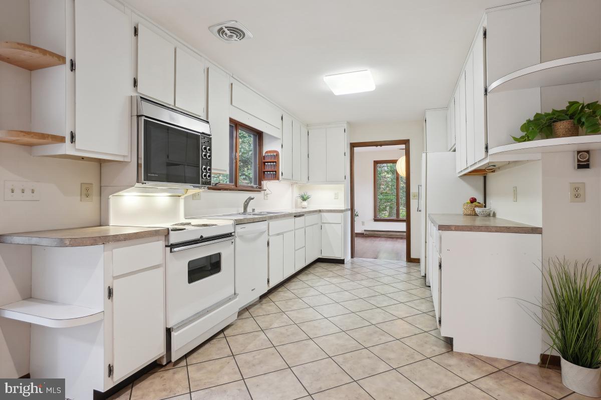 GAITHERSBURG OUTSIDE - Residential