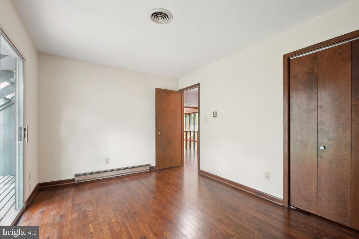 GAITHERSBURG OUTSIDE - Residential