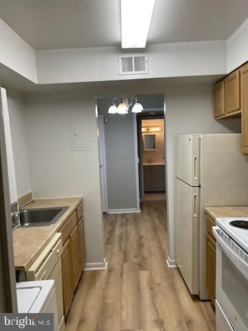 HUNTING RIDGE CONDOMINIUM - Residential Lease