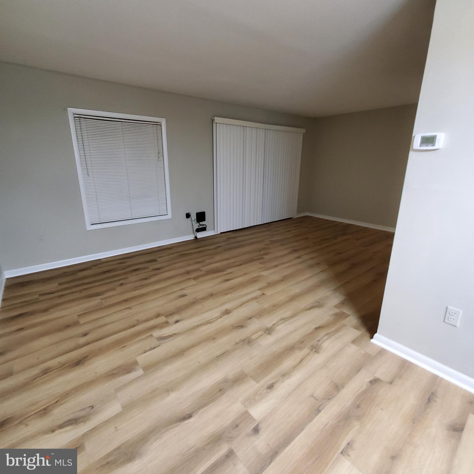 HUNTING RIDGE CONDOMINIUM - Residential Lease