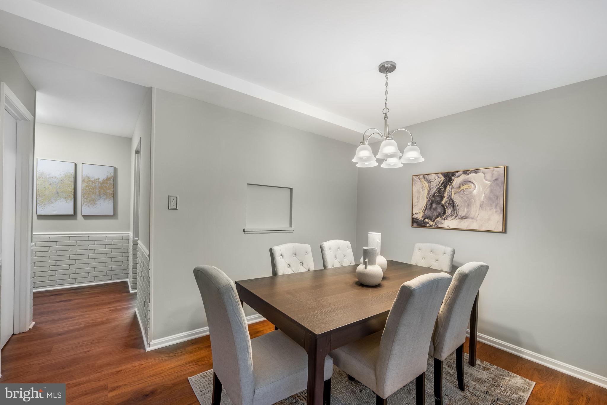 BURKE MANOR - Residential