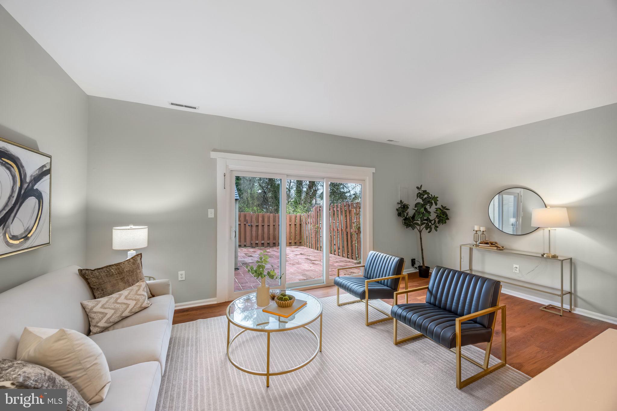 BURKE MANOR - Residential