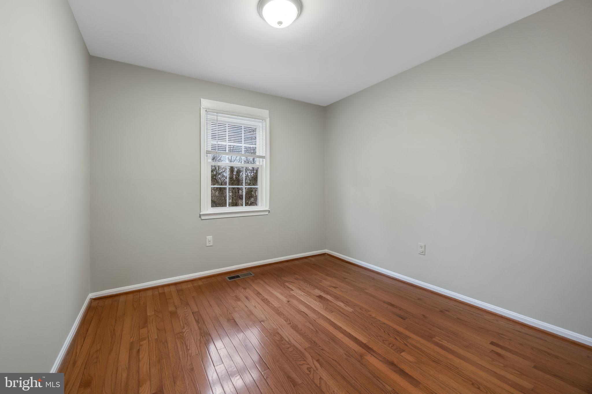 BURKE MANOR - Residential