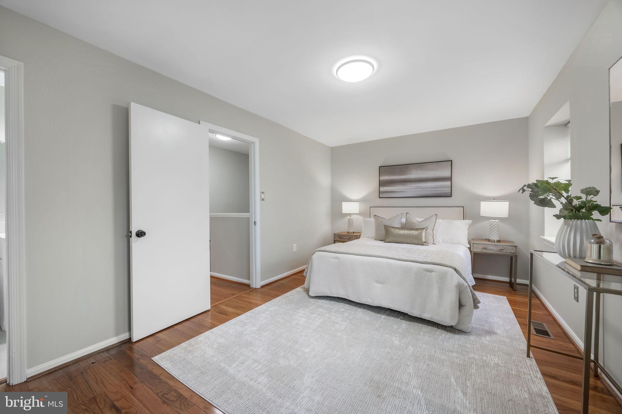 BURKE MANOR - Residential