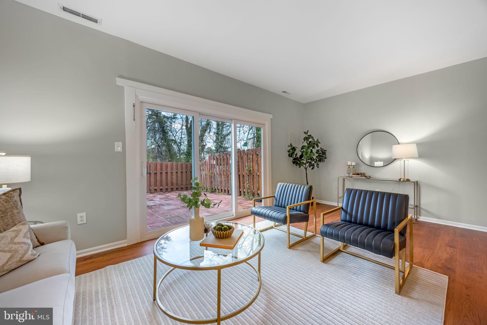 BURKE MANOR - Residential