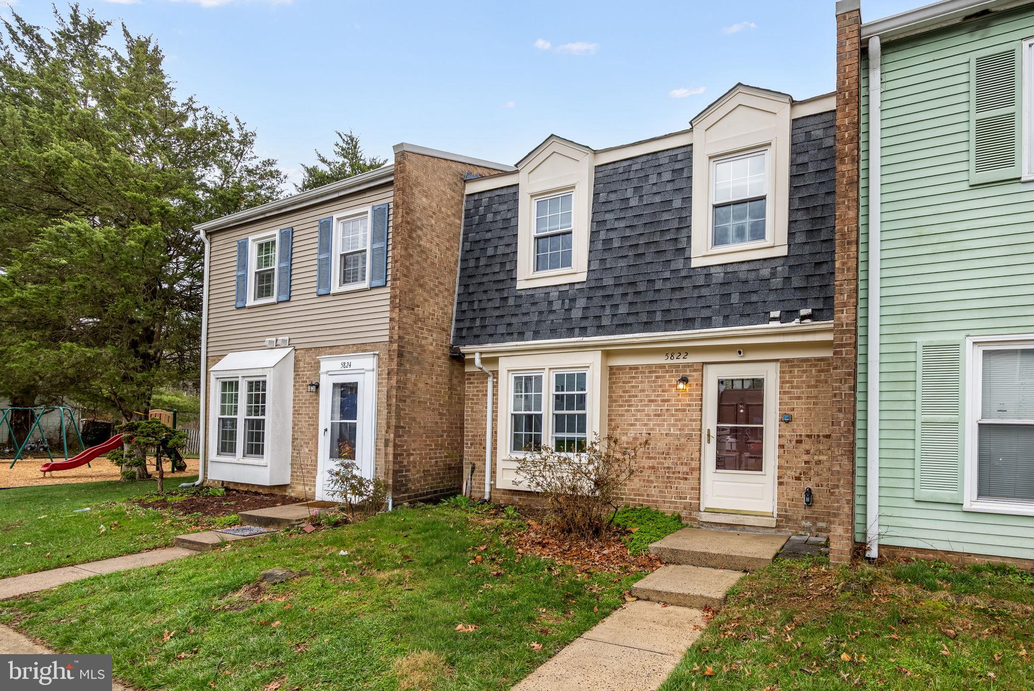 5822 BURKE MANOR COURT