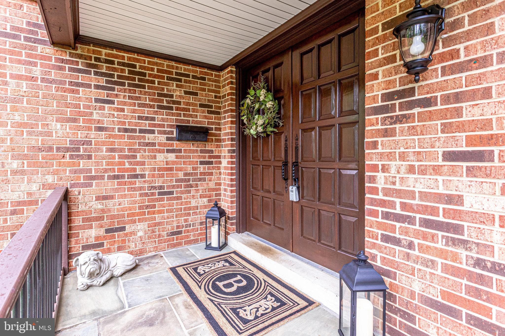 CHAIN BRIDGE FOREST - Residential