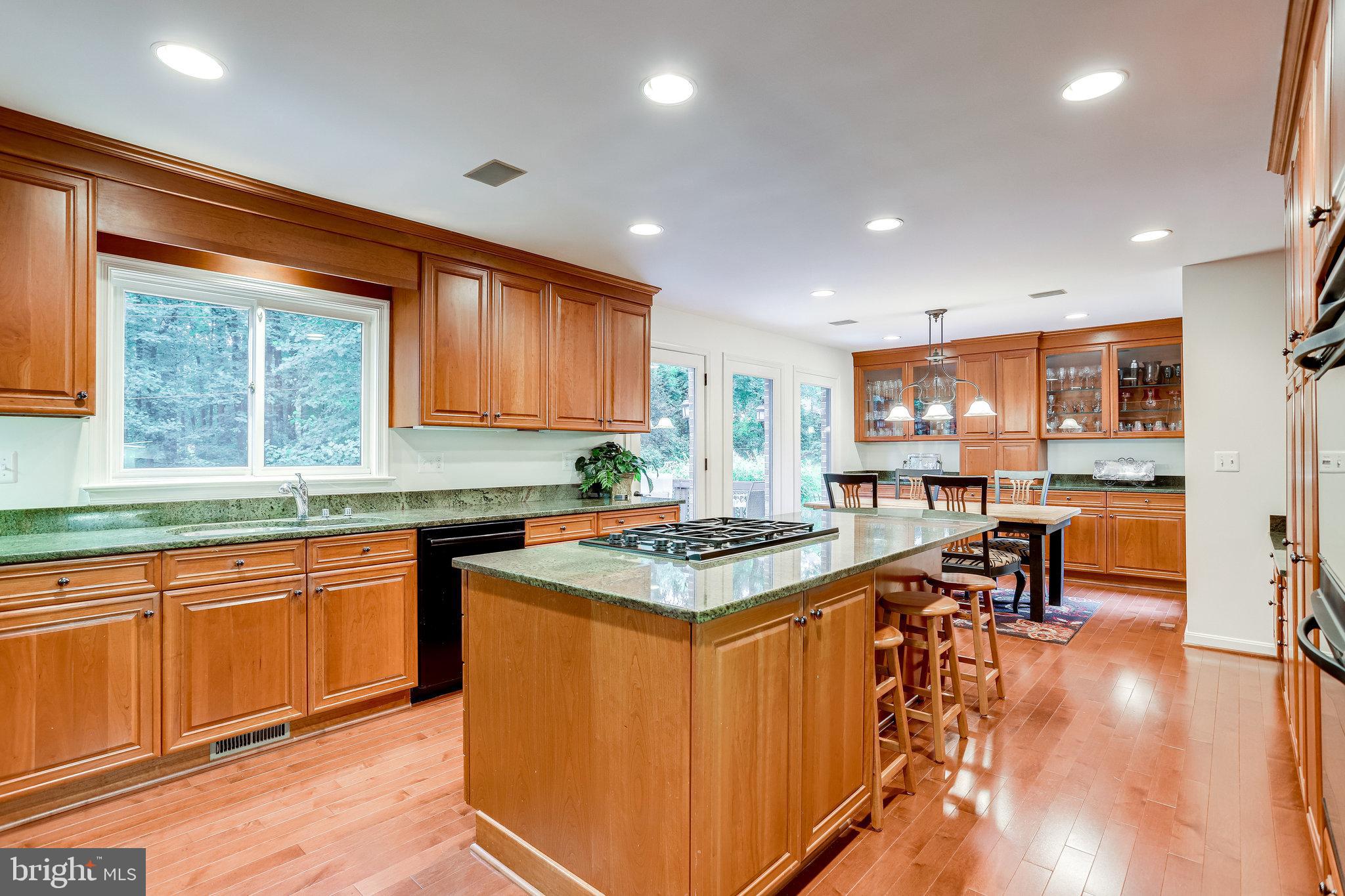 CHAIN BRIDGE FOREST - Residential