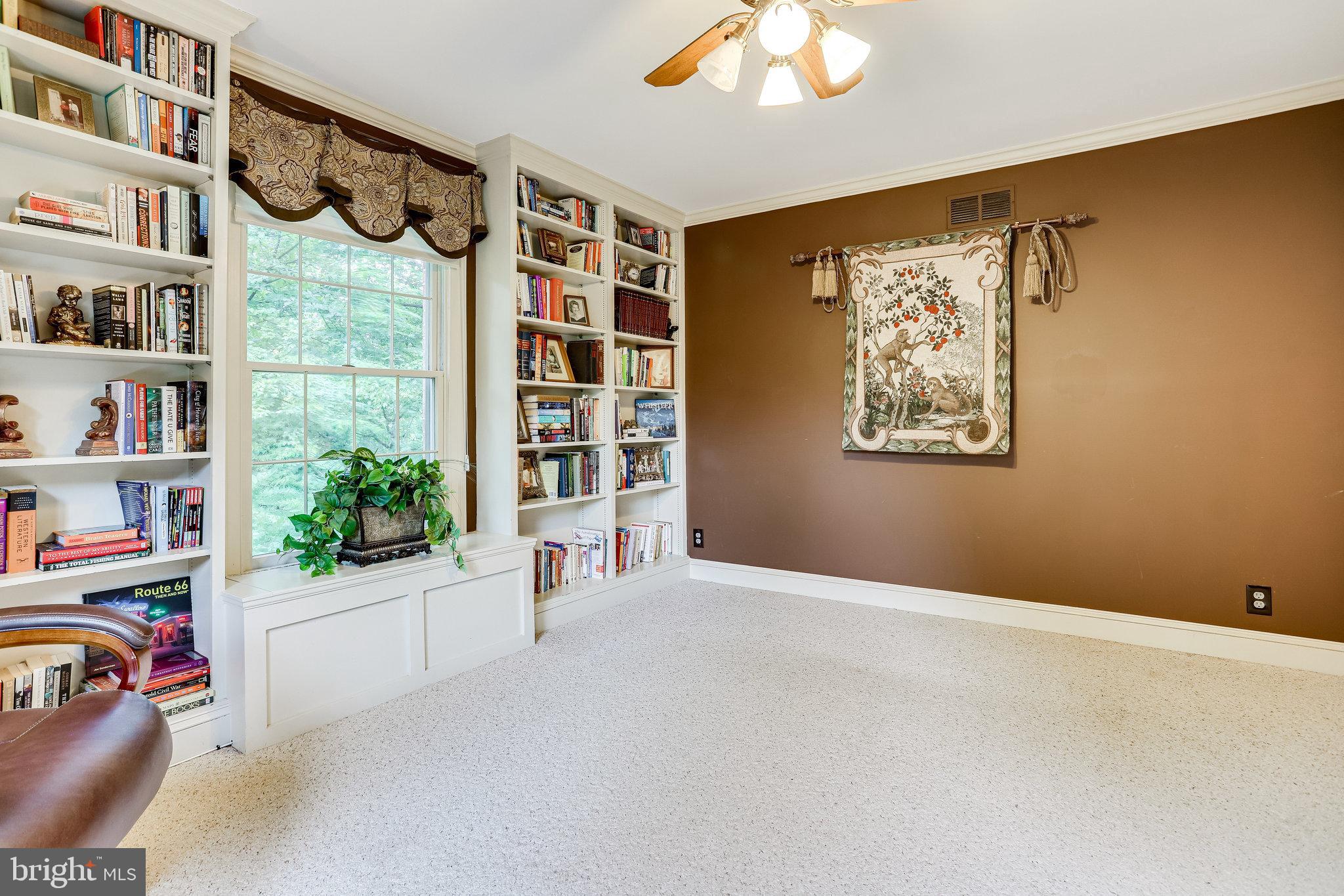 CHAIN BRIDGE FOREST - Residential