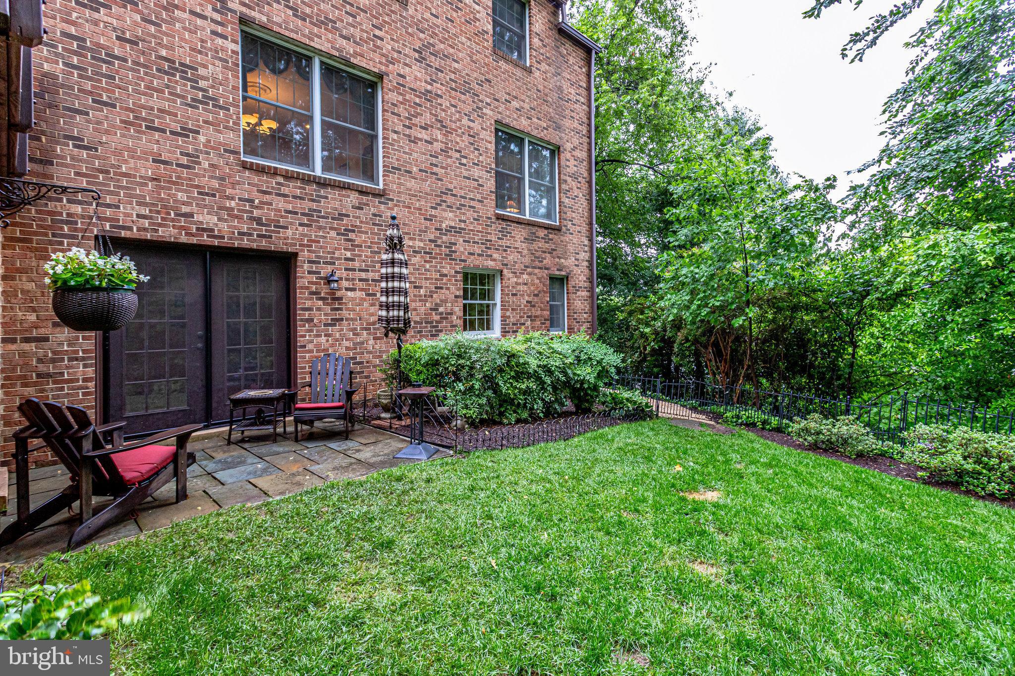 CHAIN BRIDGE FOREST - Residential