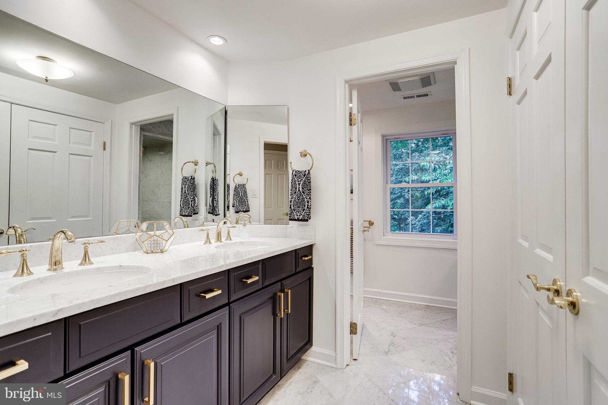 CHAIN BRIDGE FOREST - Residential