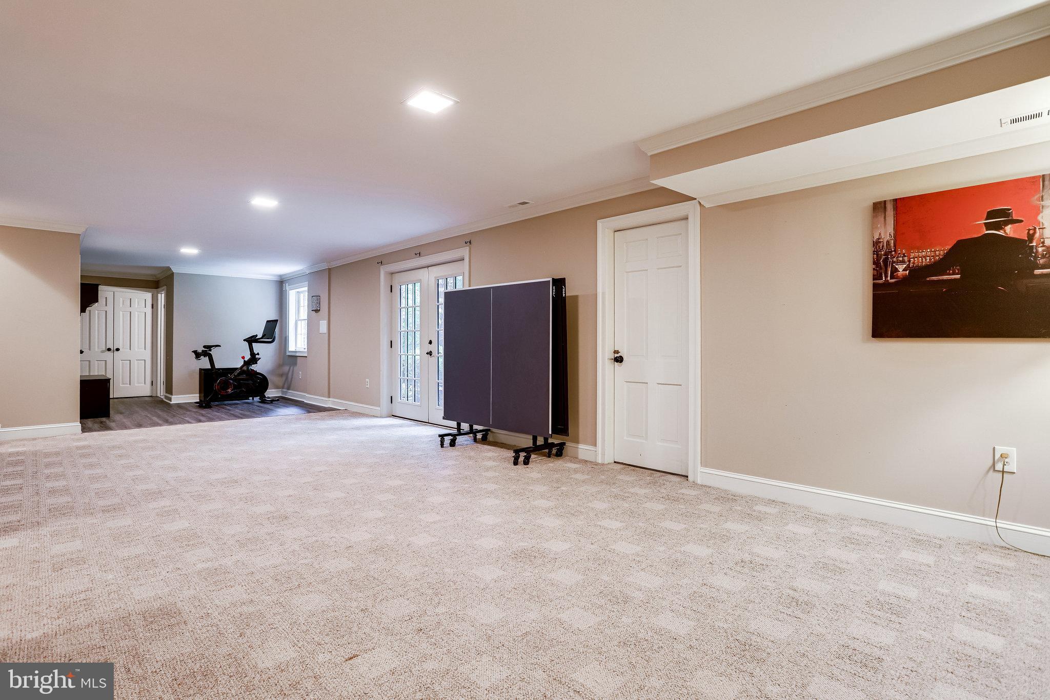 CHAIN BRIDGE FOREST - Residential