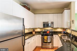 2700 BELLFOREST COURT 103