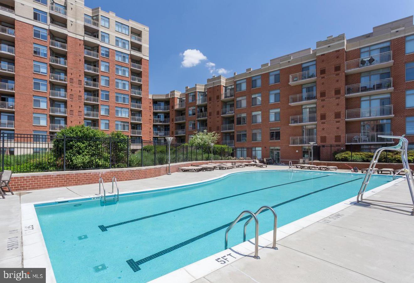 ECLIPSE ON CENTER PARK - Residential Lease