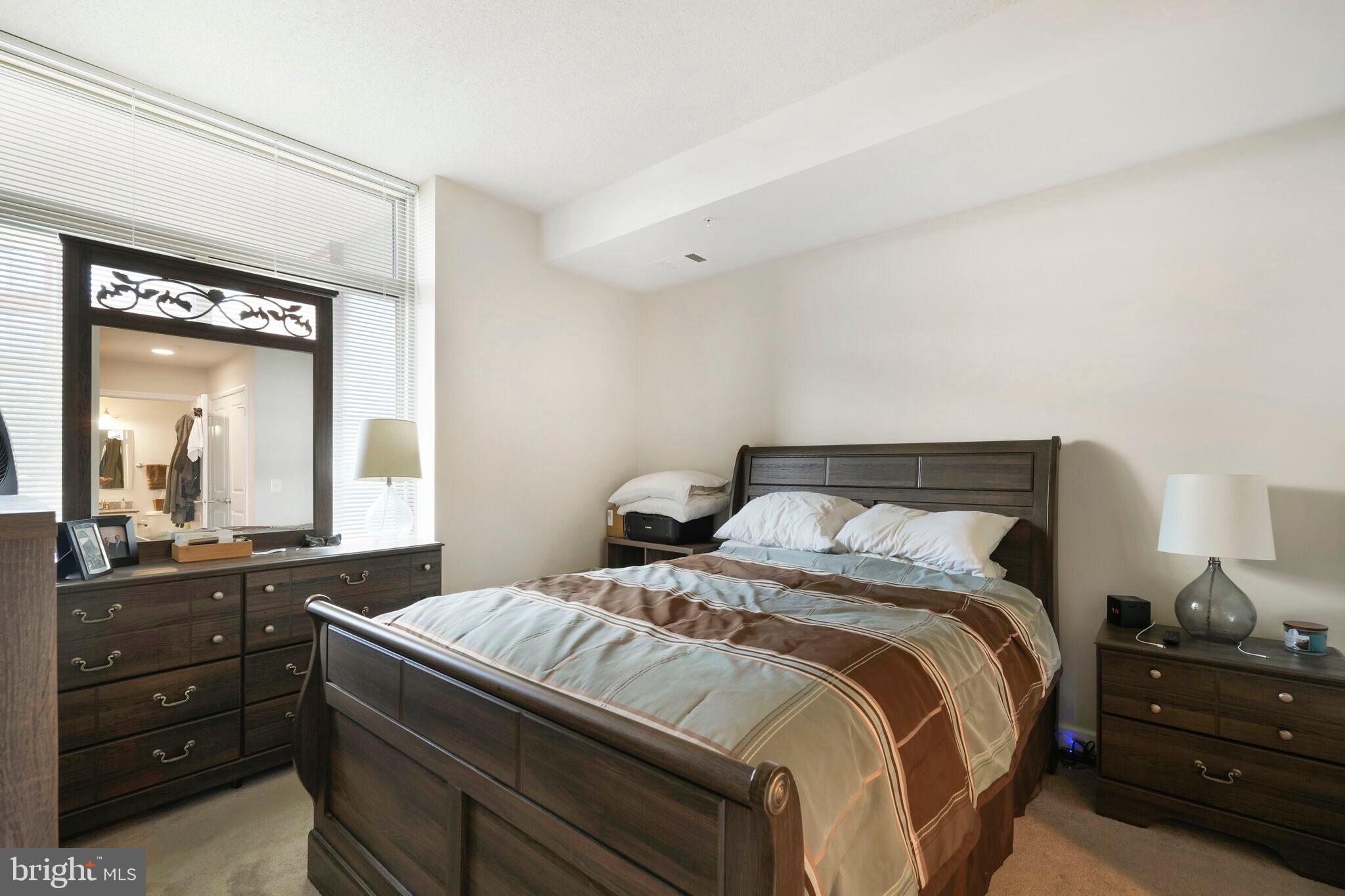 ECLIPSE ON CENTER PARK - Residential Lease