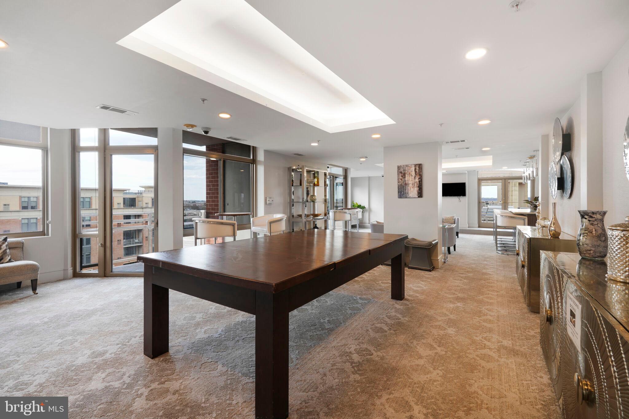 ECLIPSE ON CENTER PARK - Residential Lease