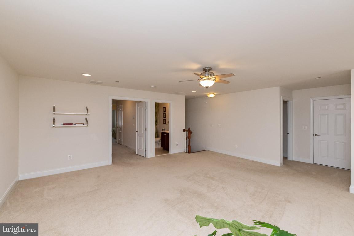 TOLLGATE VILLAGE - Residential