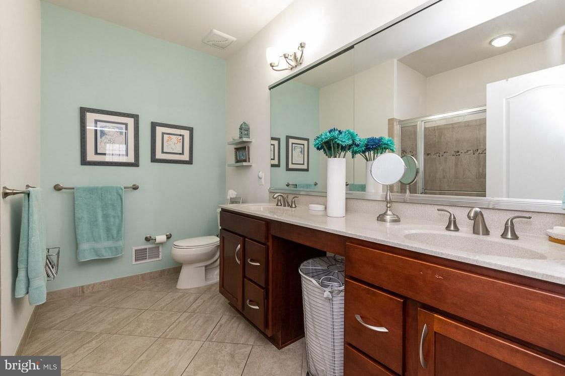 TOLLGATE VILLAGE - Residential