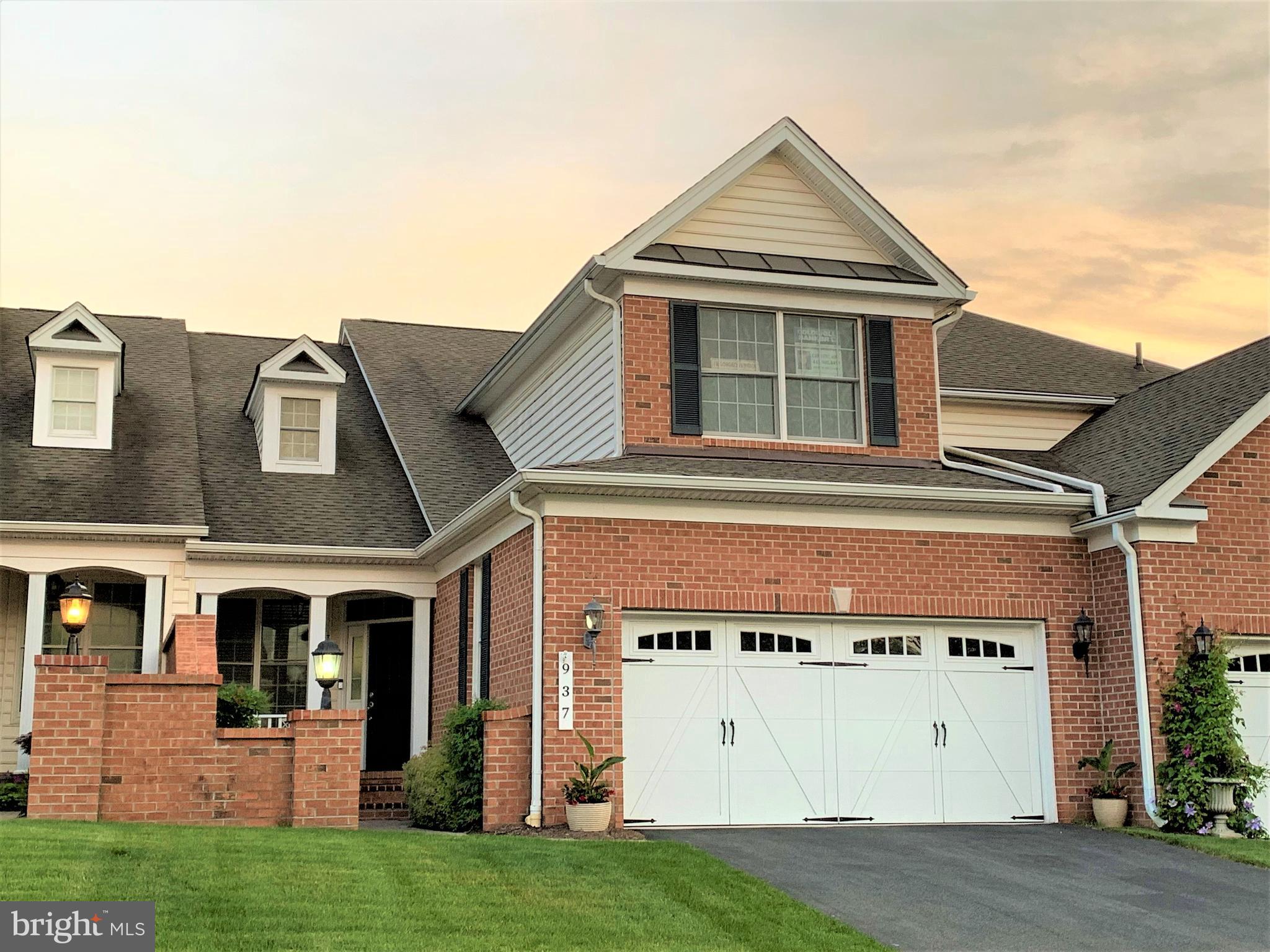 TOLLGATE VILLAGE - Residential