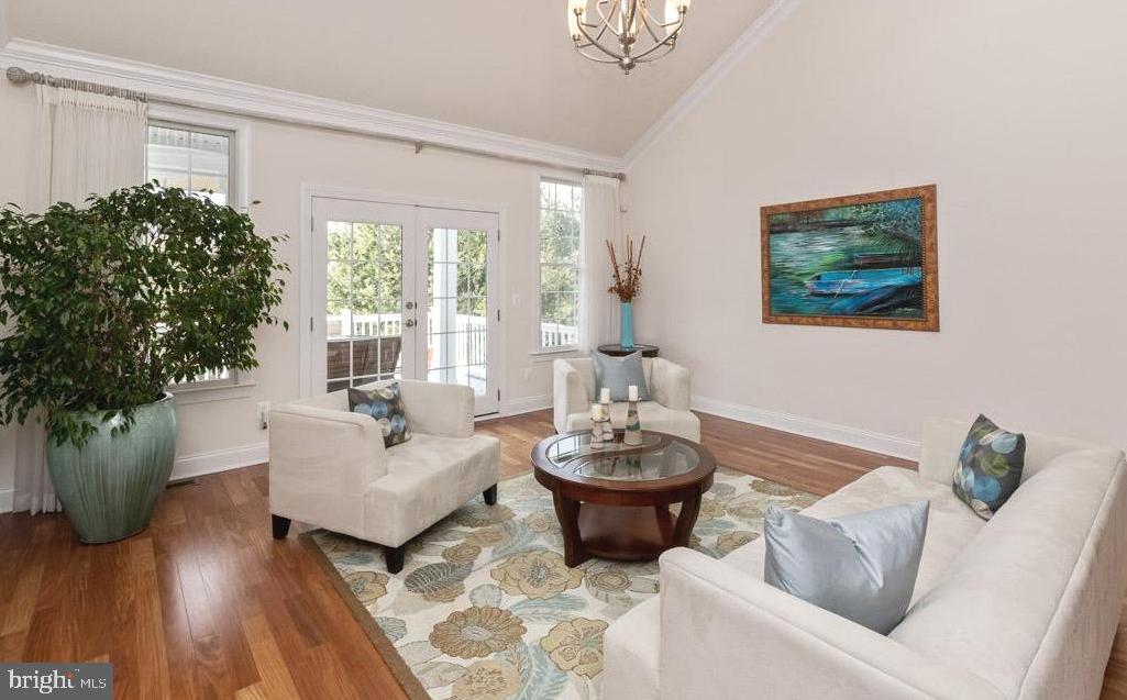 TOLLGATE VILLAGE - Residential