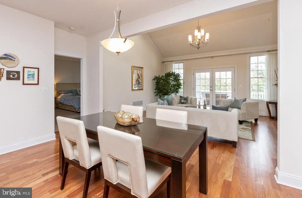 TOLLGATE VILLAGE - Residential