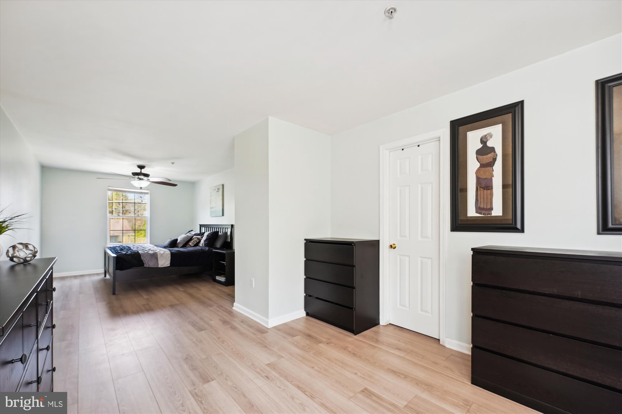 FOREST KNOLLS - Residential Lease