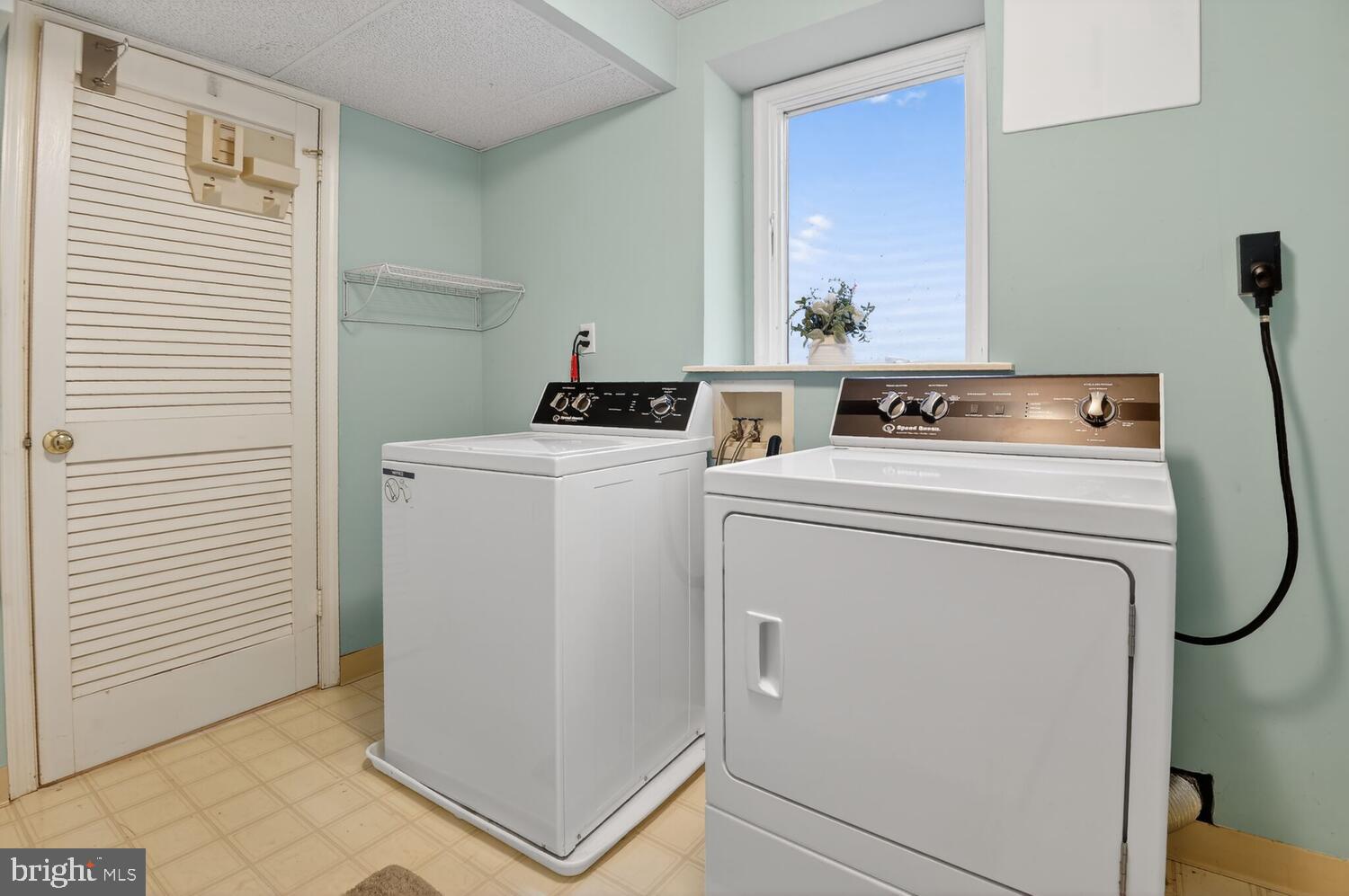 CHARLESTOWN - Residential