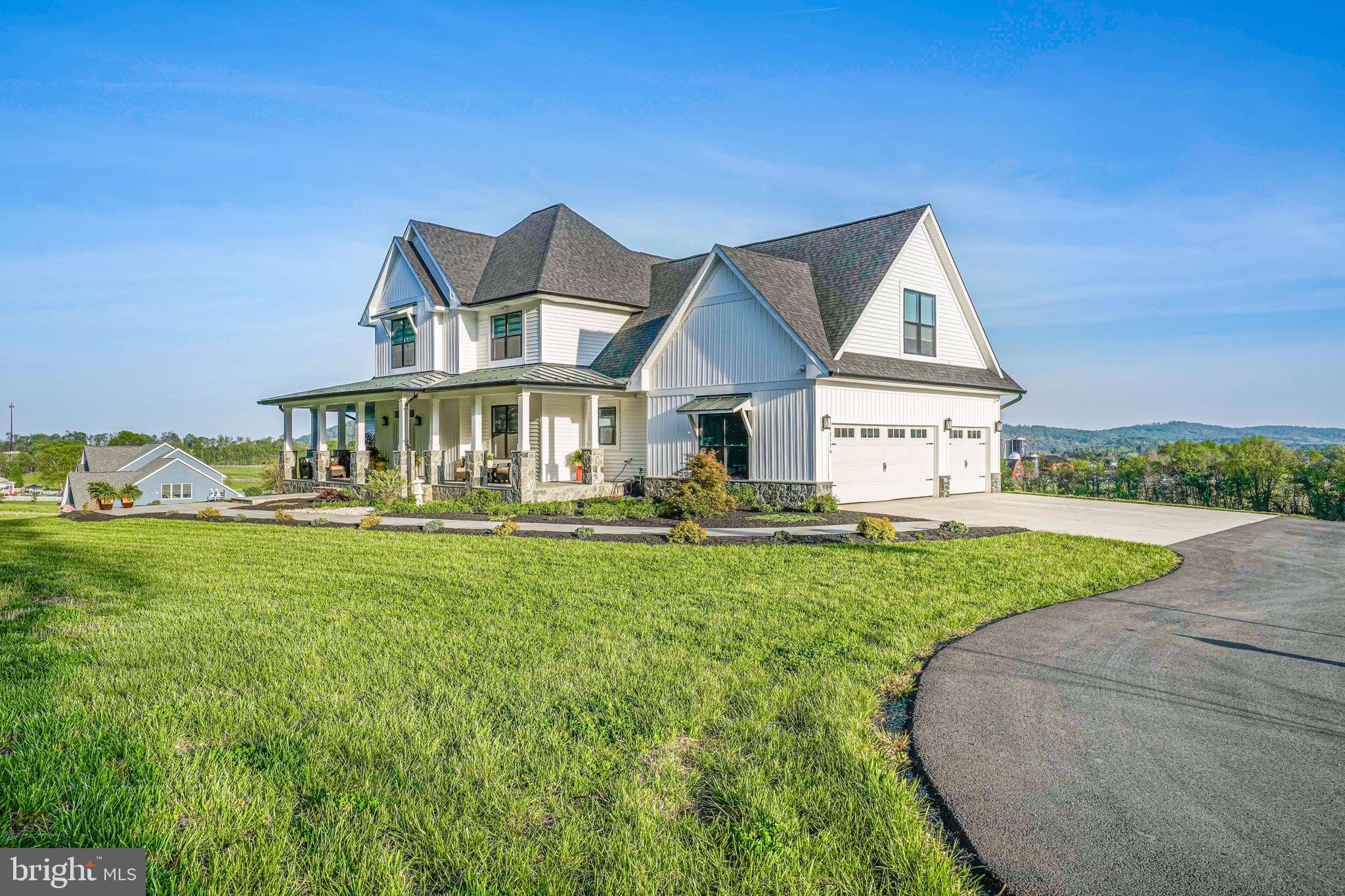 12116 PETEY LANE