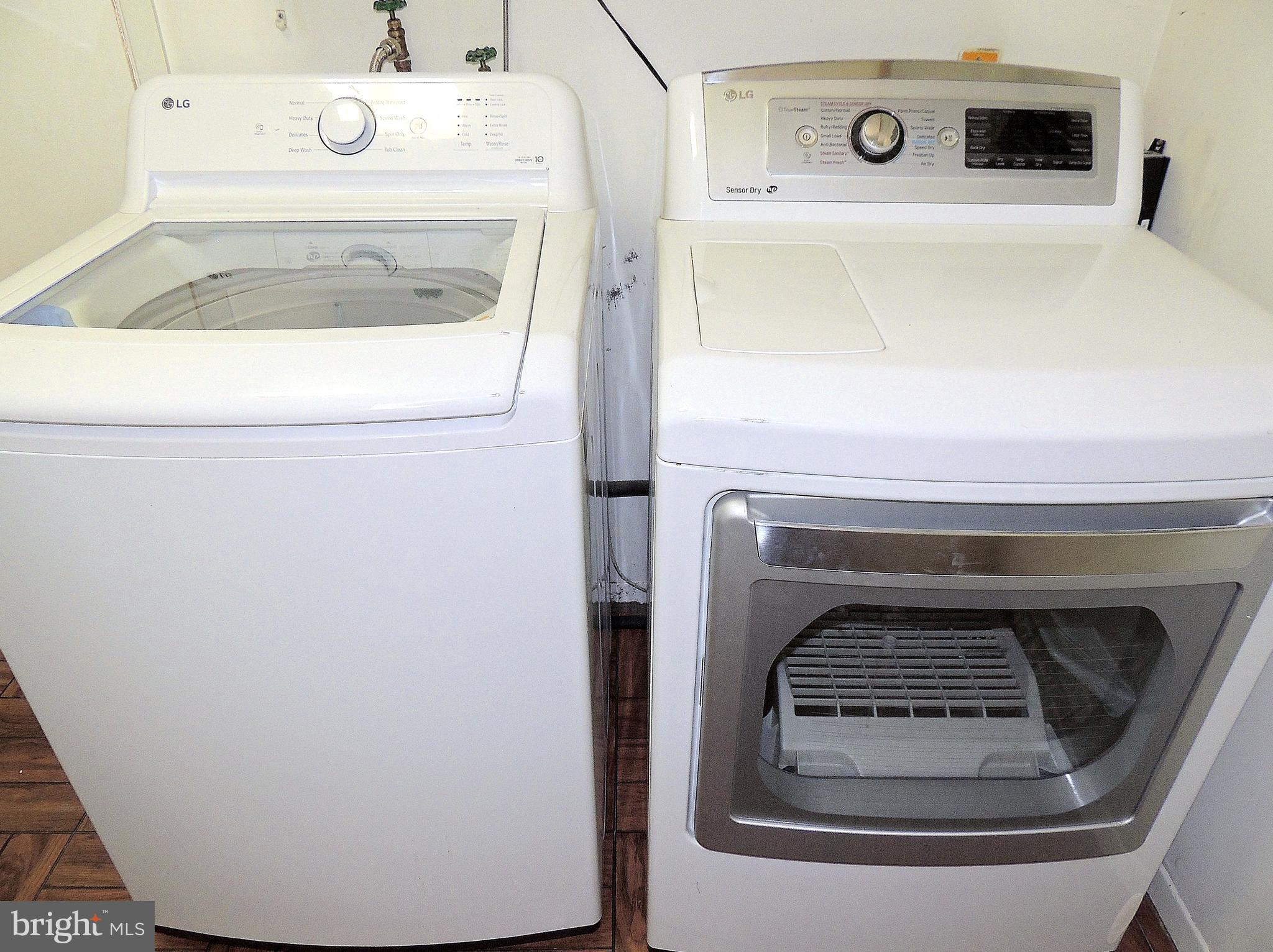 CHAPEL FORGE - Residential Lease