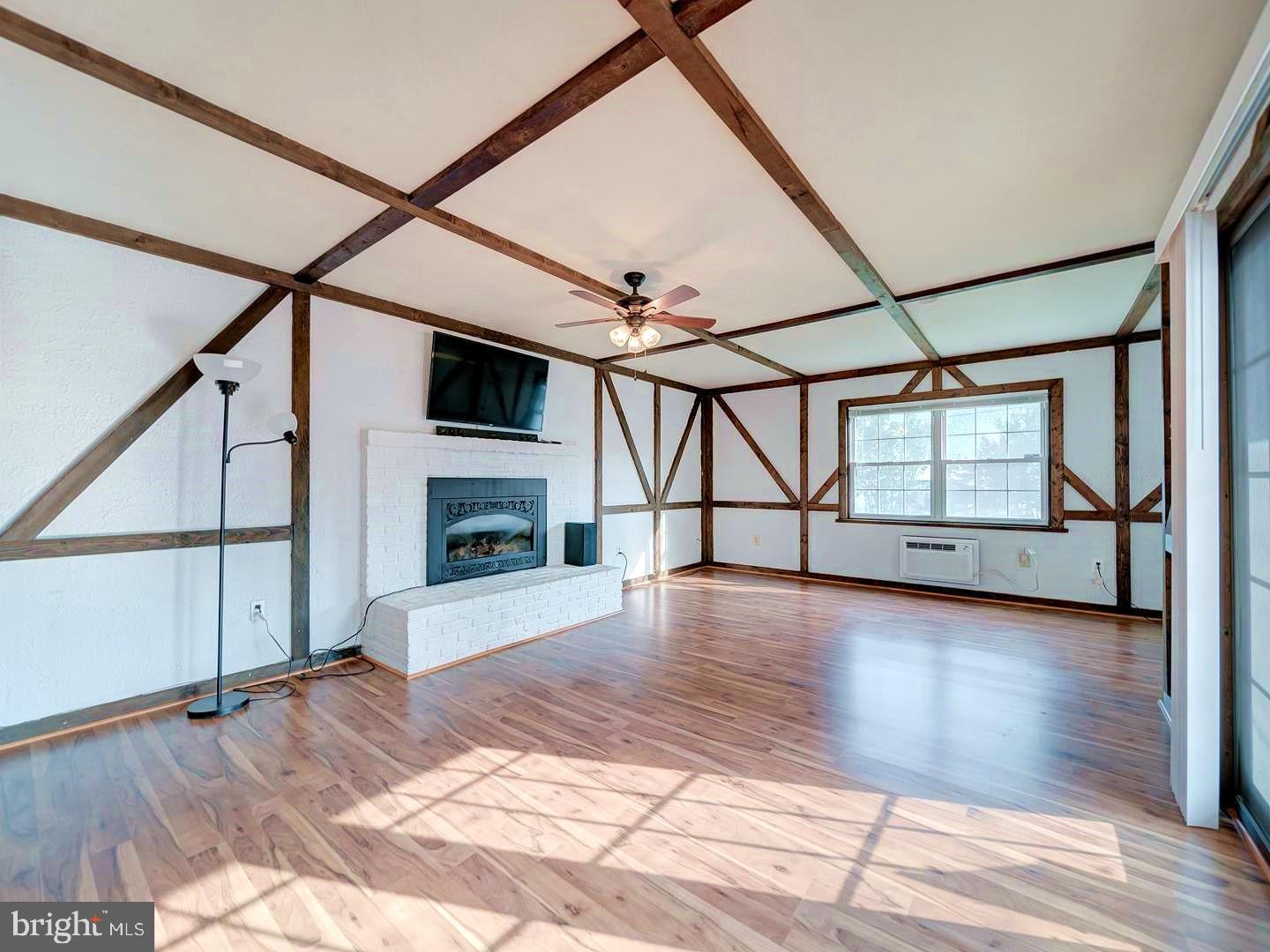 CHAPEL FORGE - Residential Lease