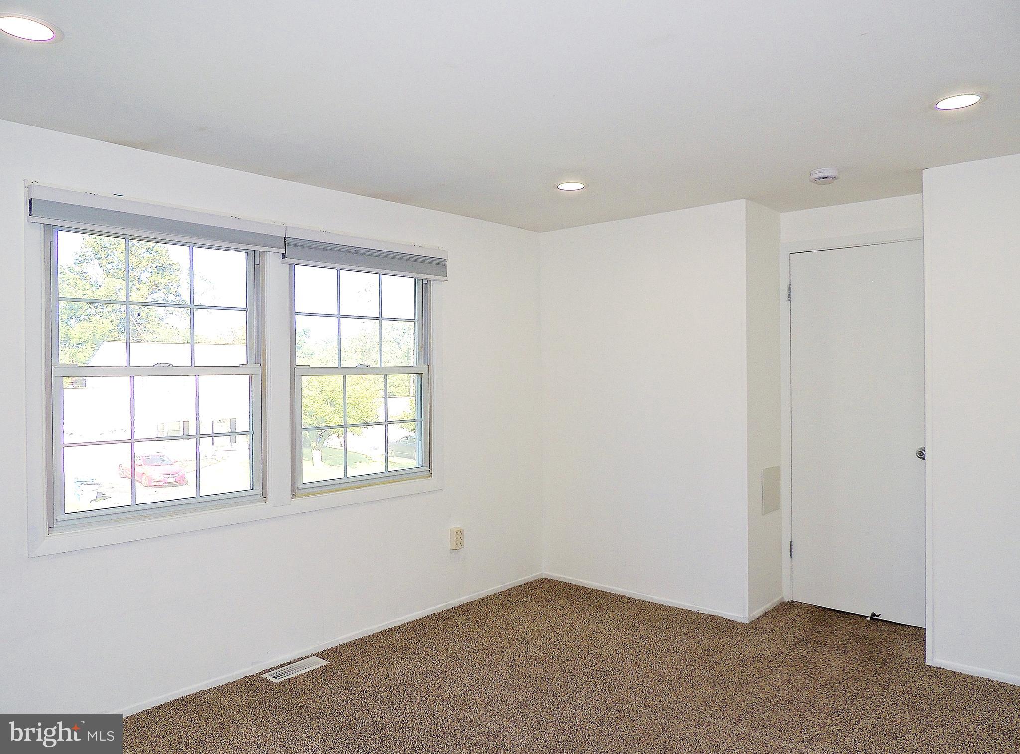 CHAPEL FORGE - Residential Lease