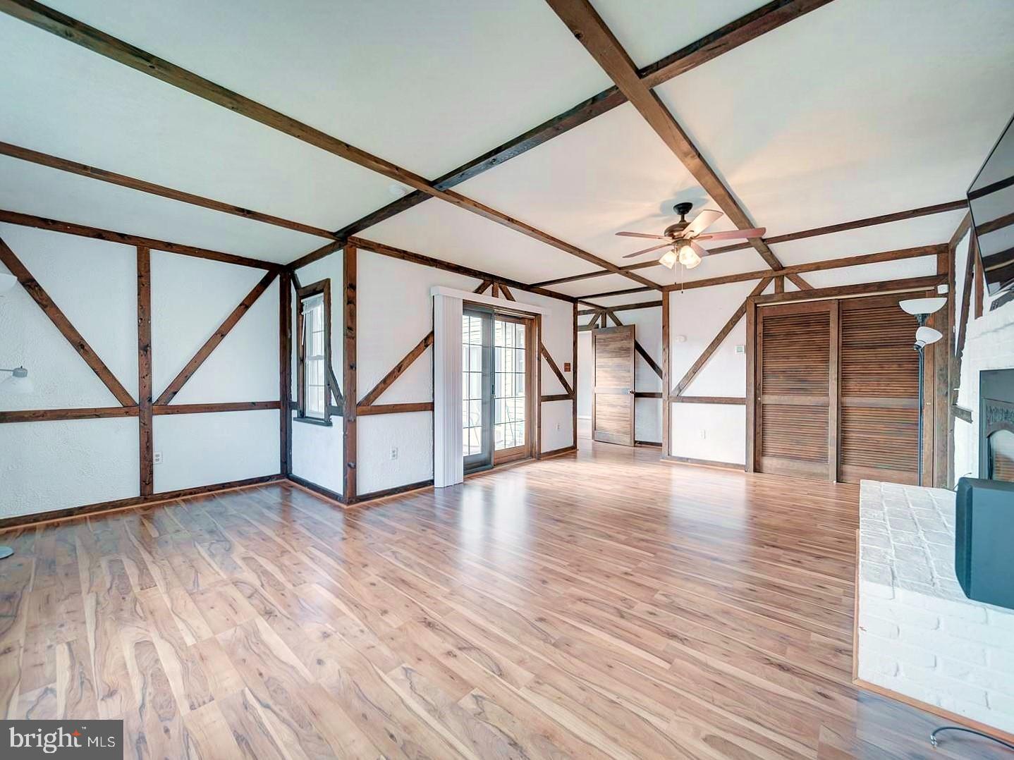 CHAPEL FORGE - Residential Lease