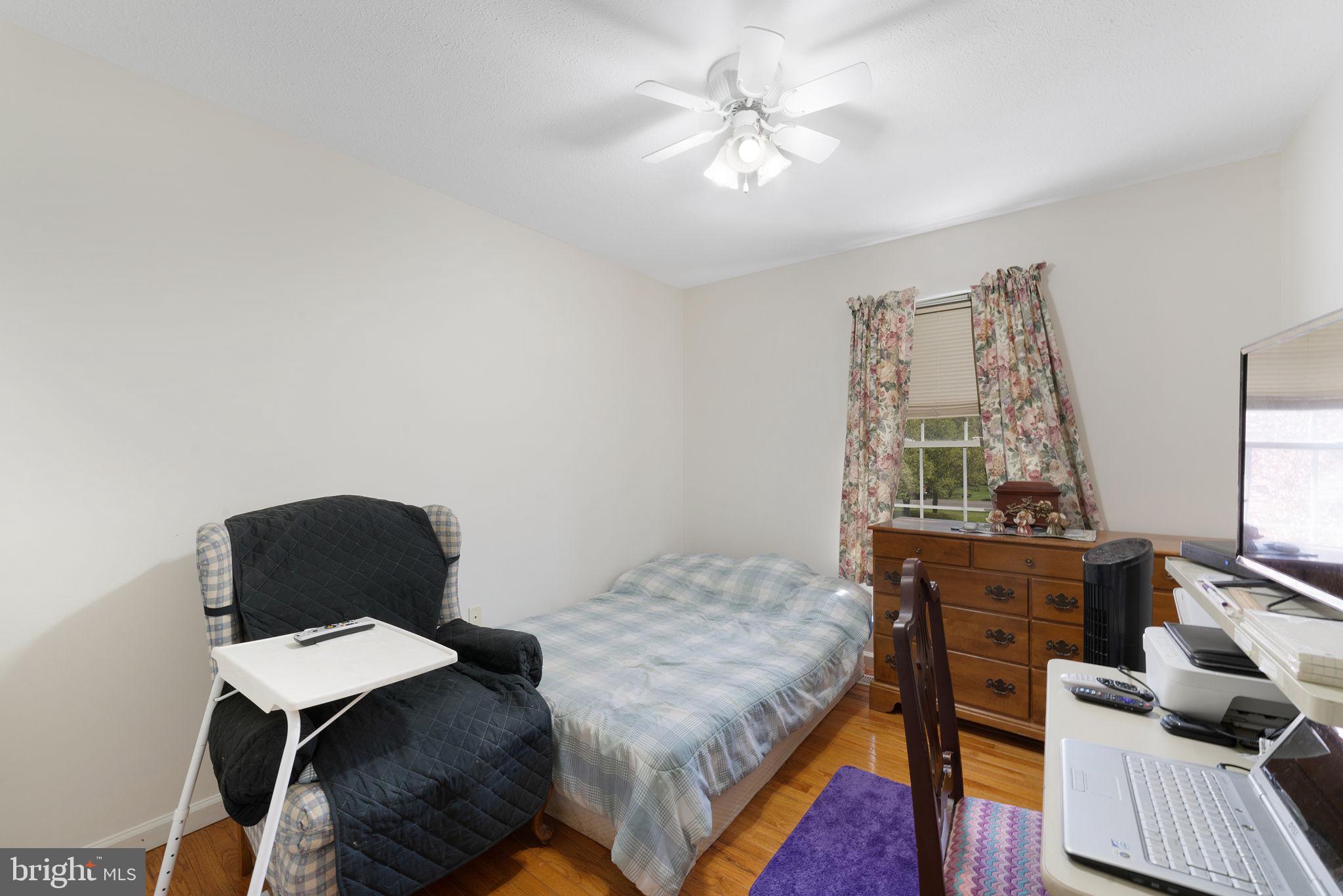 ELIZABETH STATION - Residential