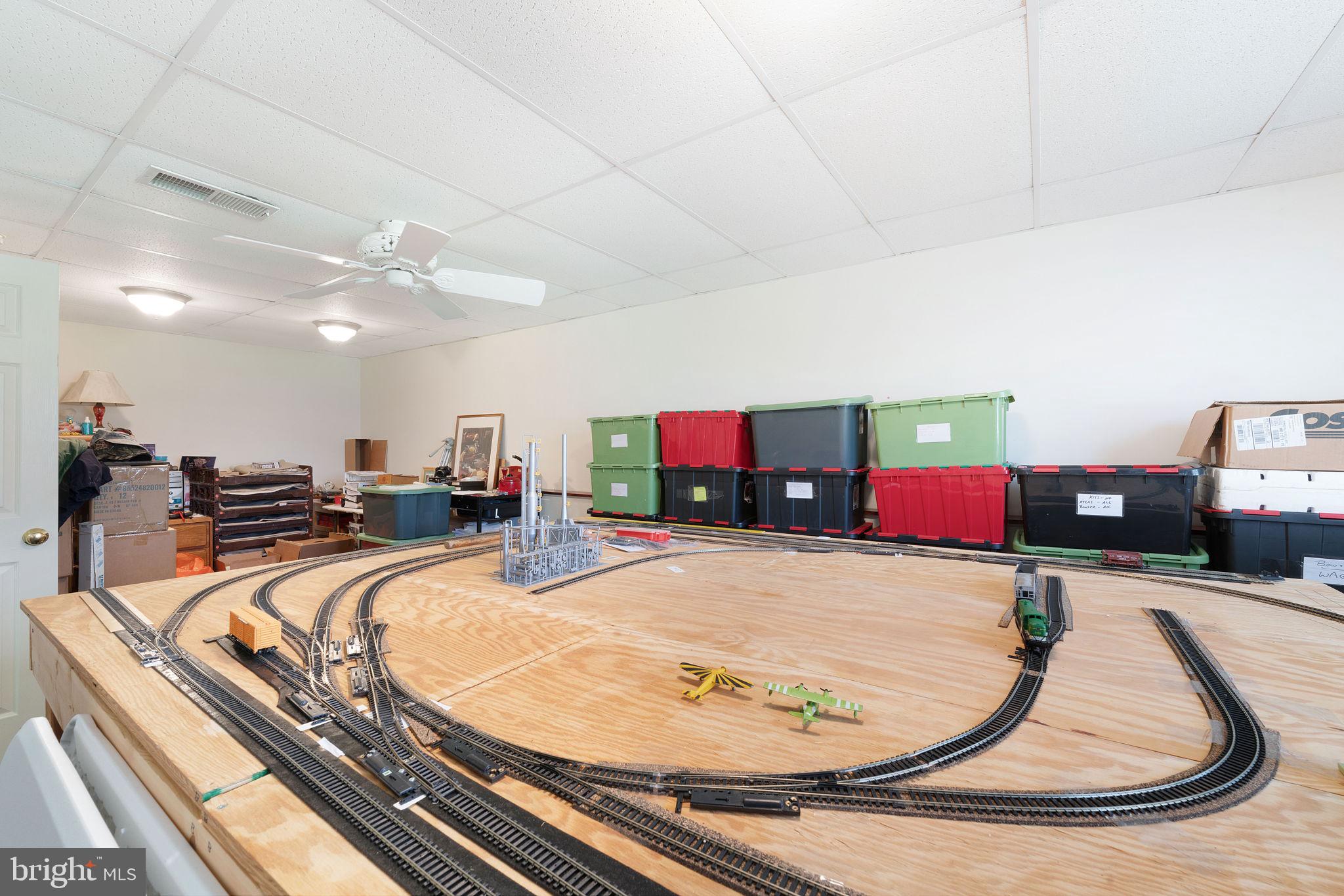 ELIZABETH STATION - Residential