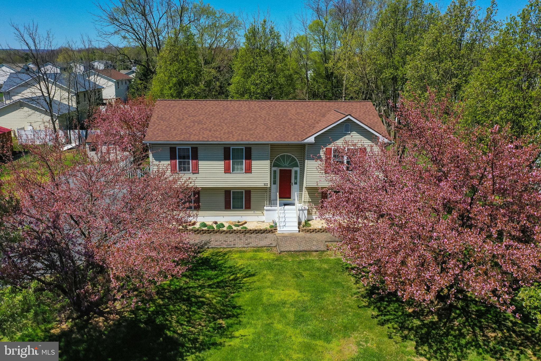 ELIZABETH STATION - Residential