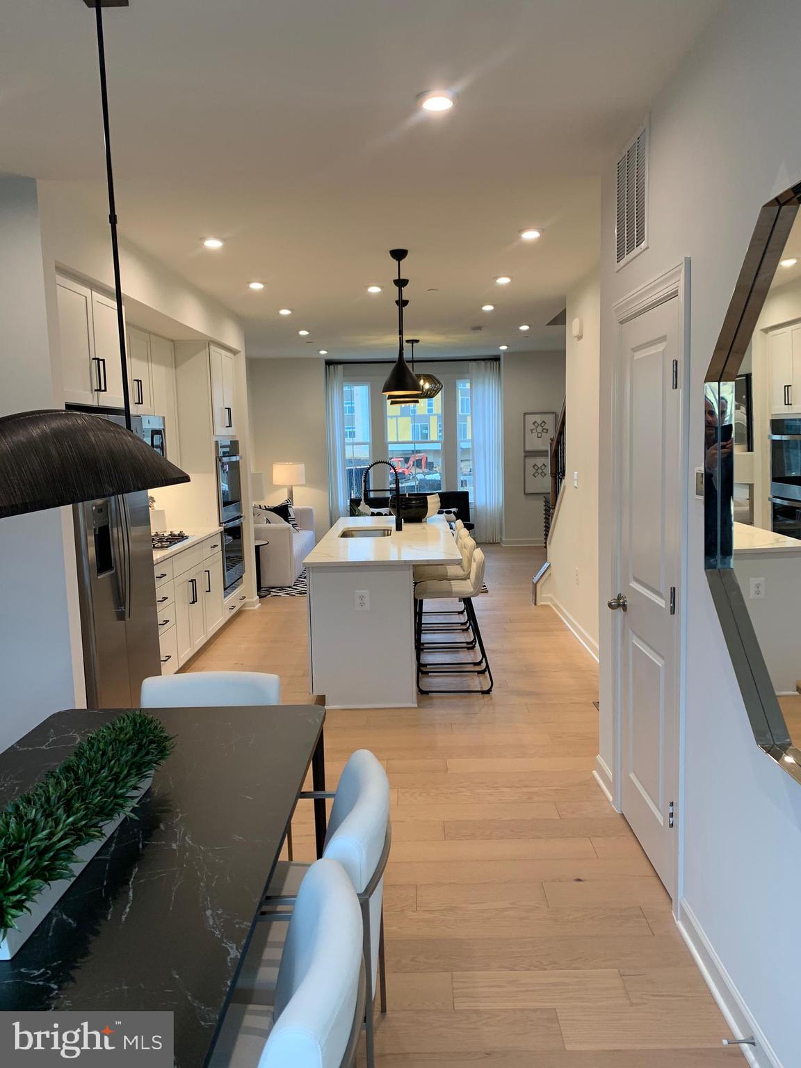 NORTH HILL - Residential