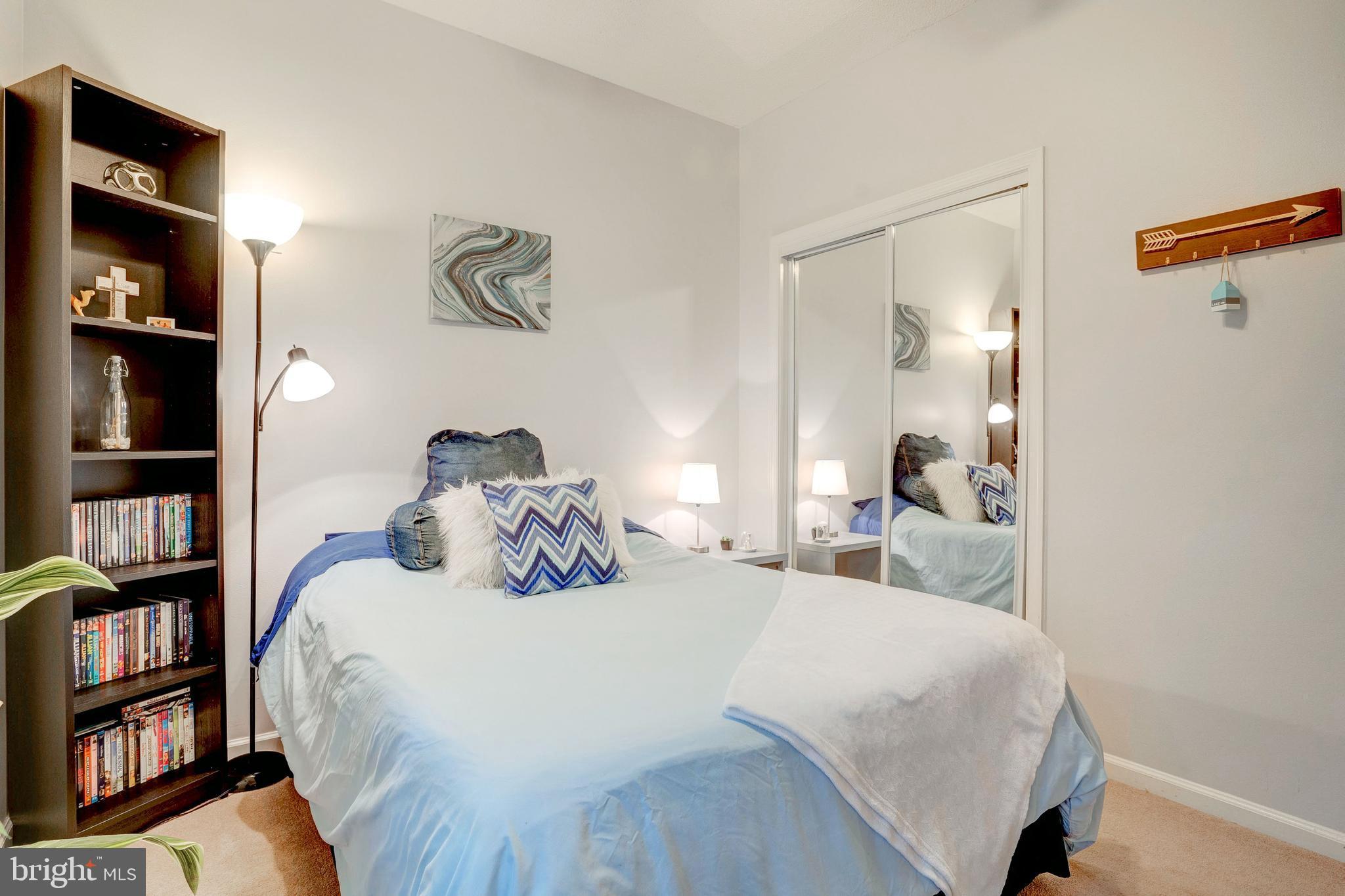 EDGEWATER AT TOWN CENTER - Residential