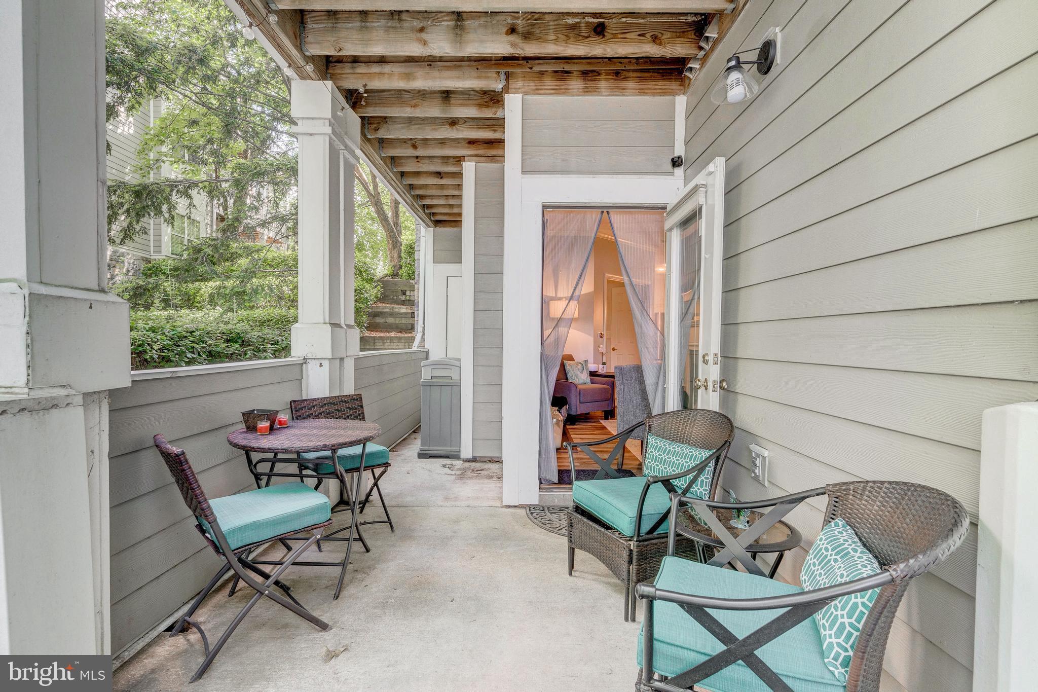 EDGEWATER AT TOWN CENTER - Residential