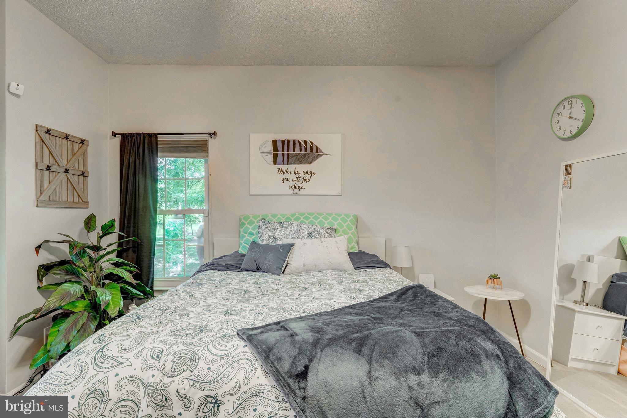 EDGEWATER AT TOWN CENTER - Residential