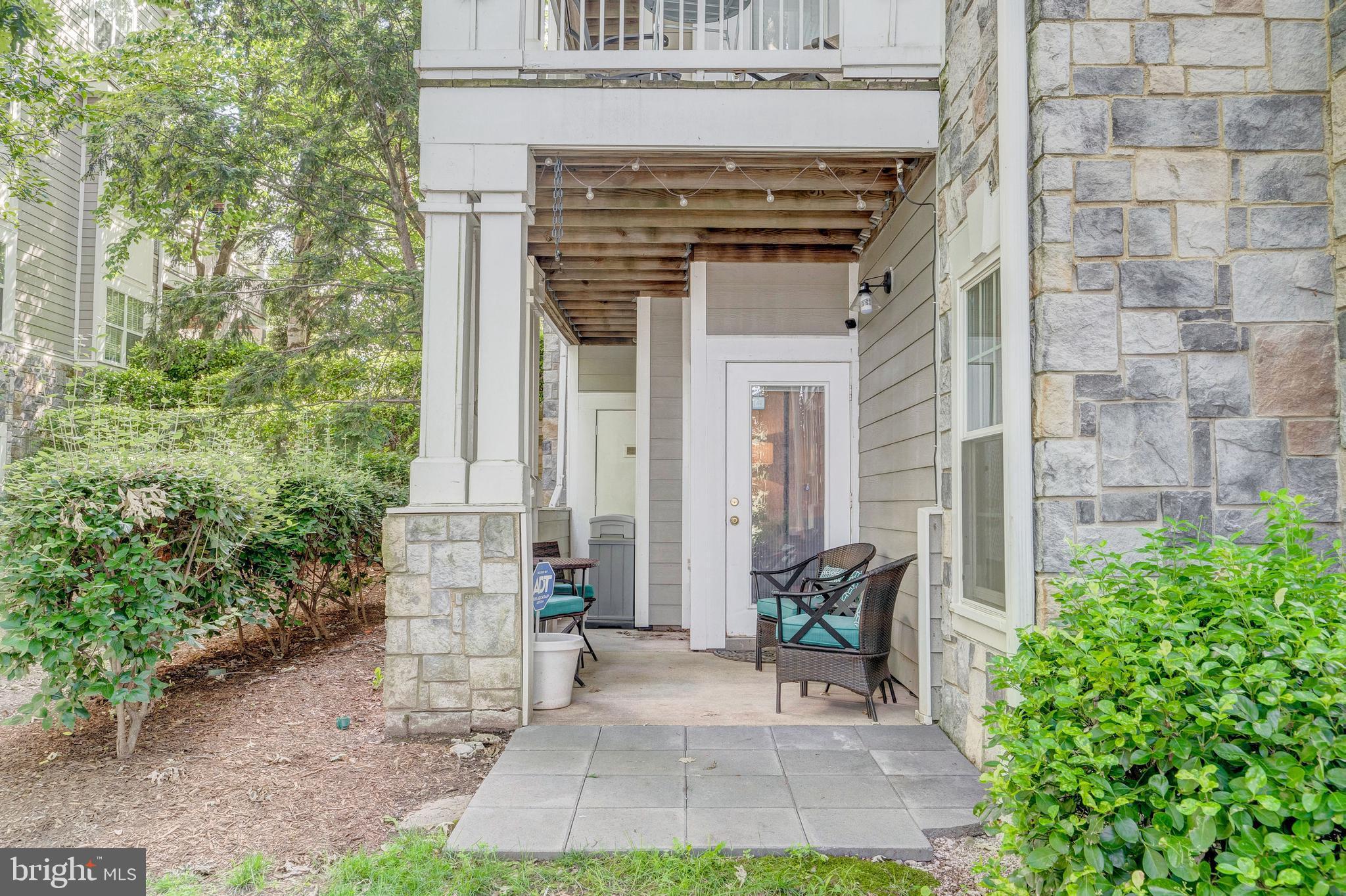 EDGEWATER AT TOWN CENTER - Residential