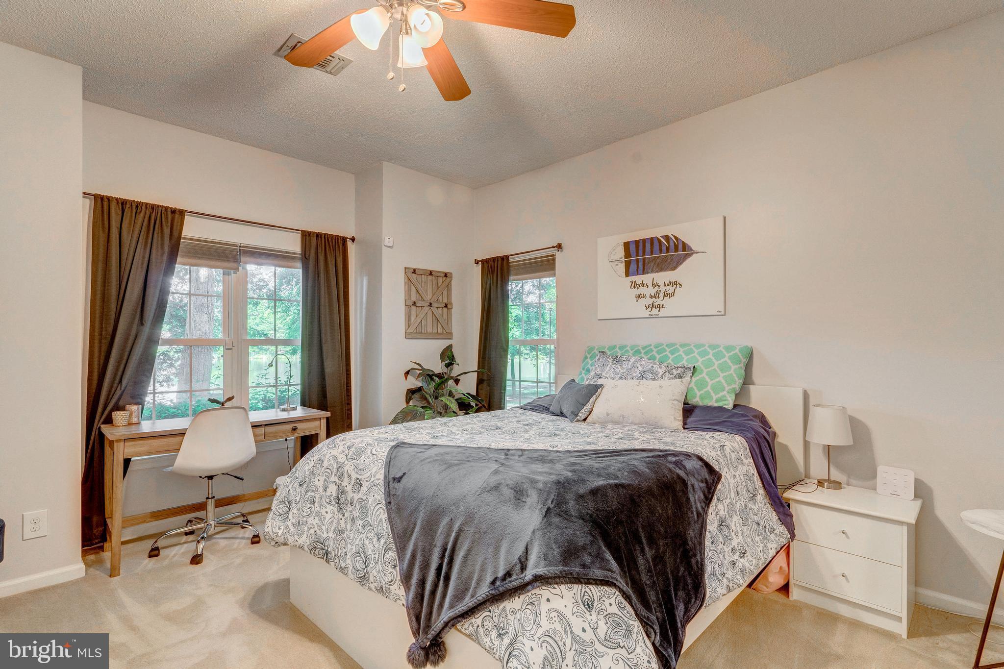 EDGEWATER AT TOWN CENTER - Residential