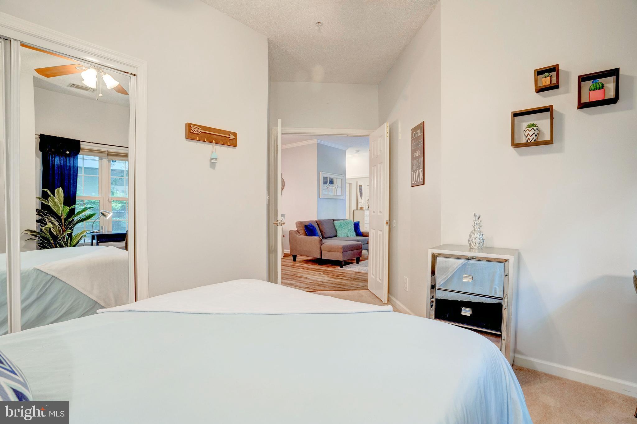 EDGEWATER AT TOWN CENTER - Residential