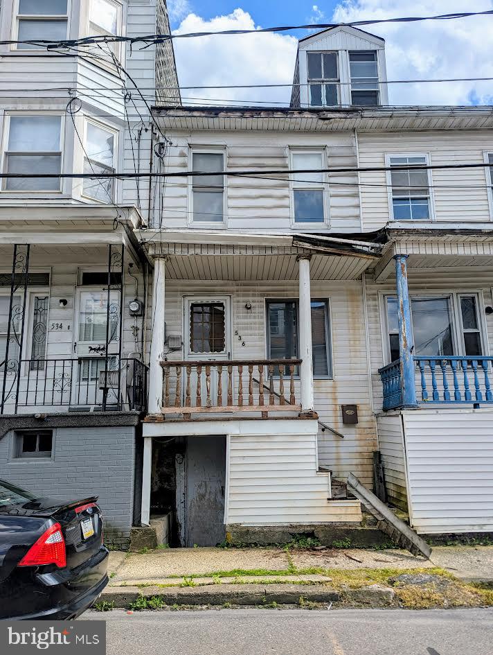 calling all investors!!! Check out this row home that has so much potential. Use it as a rental or give it a make over and live in it. This home has 3 bedrooms and 1 bath. Home must be purchased with 538 W Spruce St. Current owners were in the process of making them both into one big home. Separate them and have two rentals or finish the conversion and have one big home!!