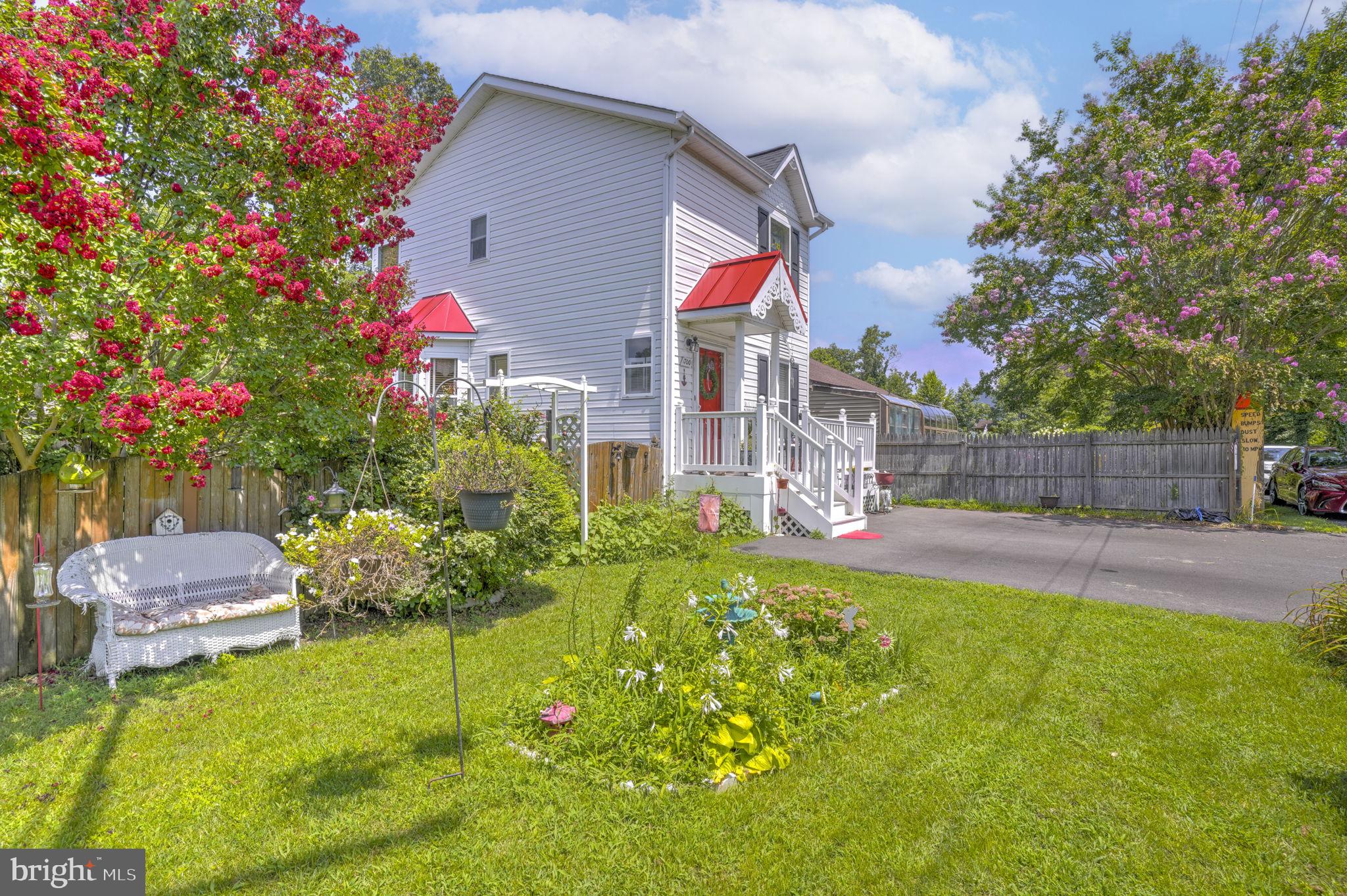 1700 BAYVIEW ROAD