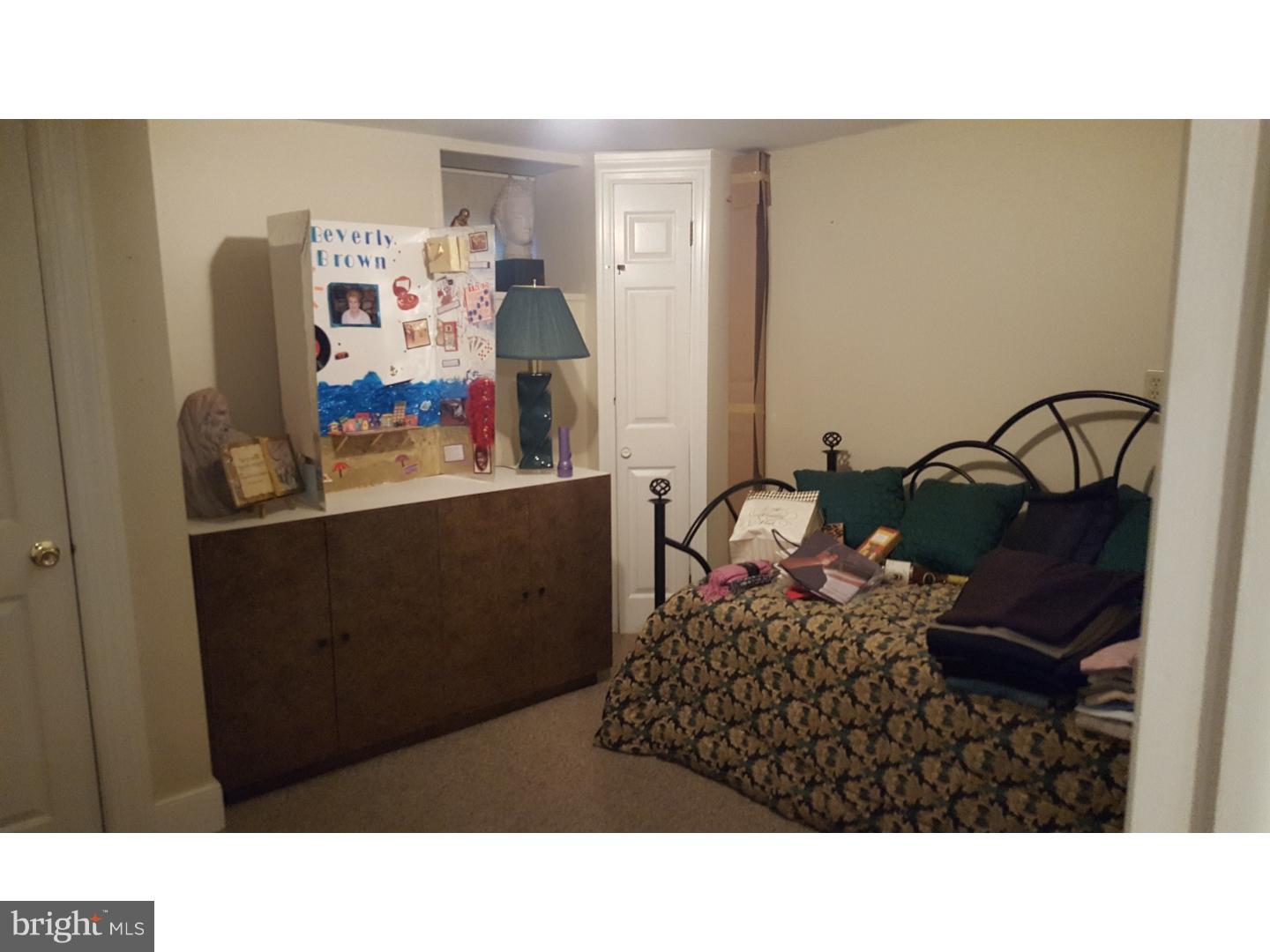 DAWSON MANOR - Residential